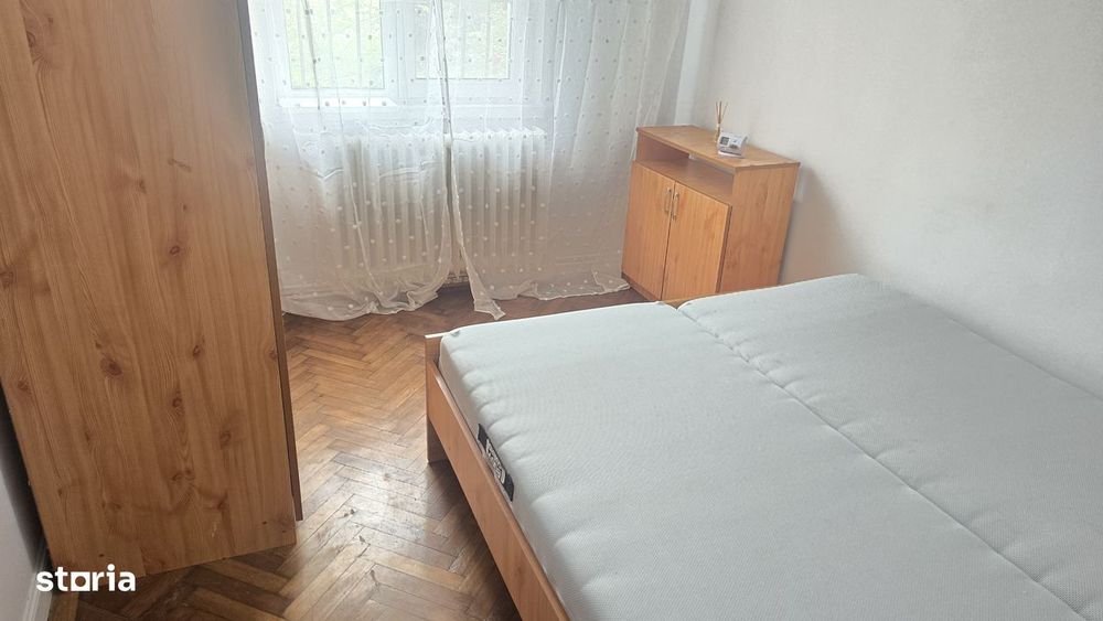 Inchiriez apartament cu 2 camere in Deva, Bld. Dacia, parter,