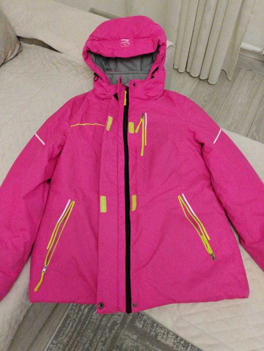 Зимний комбинезон женский