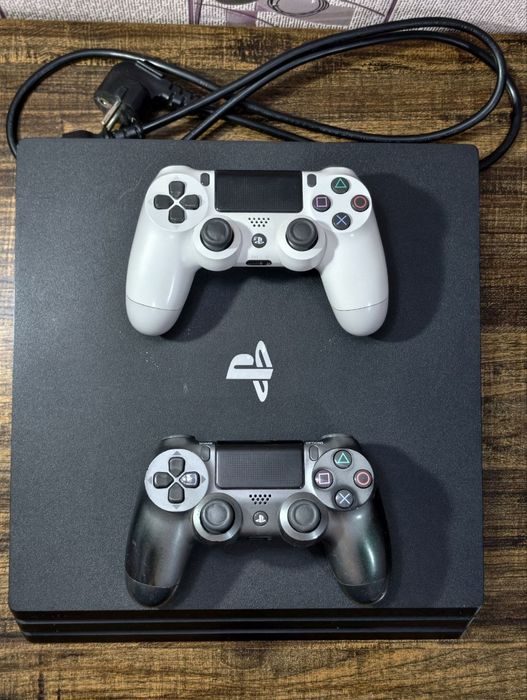 Игровая приставка PlayStation 4 pro