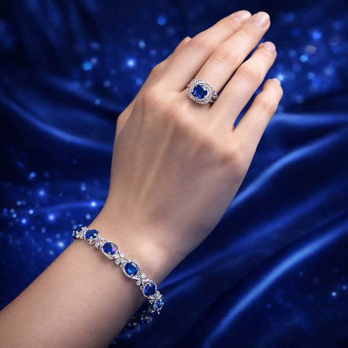 Set bijuterii placat cu argint - colier,cercei,inel si bratara.