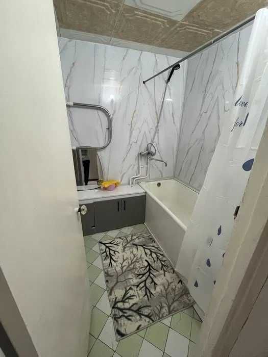 Ижарага уй 2 хонали Пушкин Метро Дархон кафе енида жойлашган ! СРОЧНО