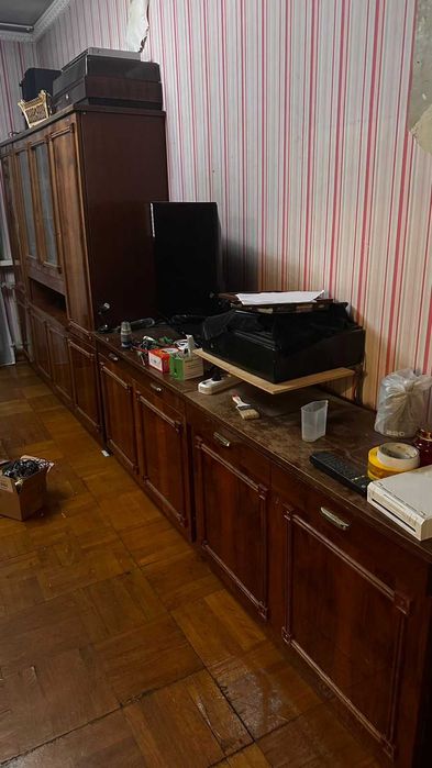 Мебель, сервант, полки