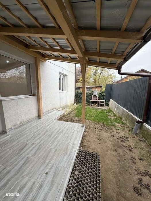 Zona Pietei Bloc Nou apartament 3 camere cu curte 60mp si 2 parcari