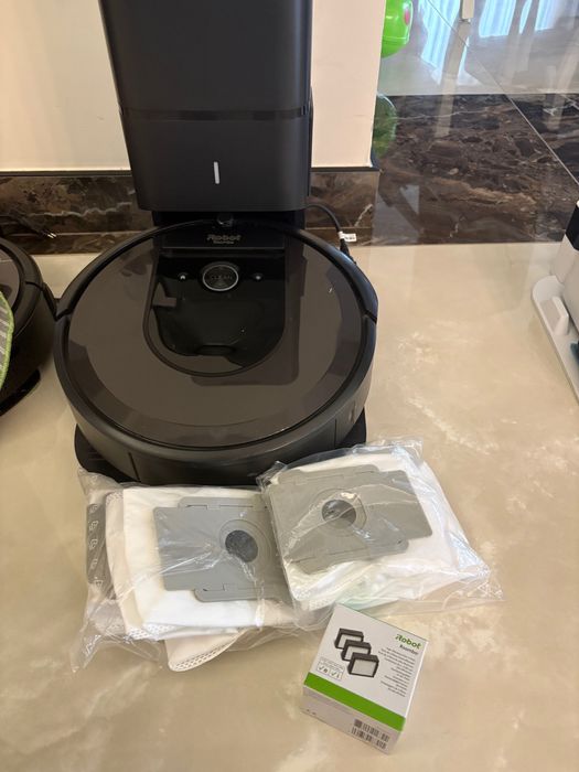 Roomba i7 + Braava jet