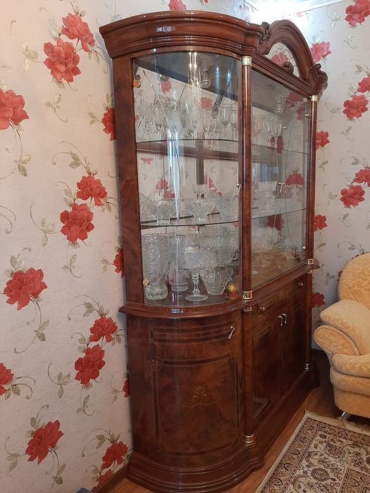 Горка для гостиной