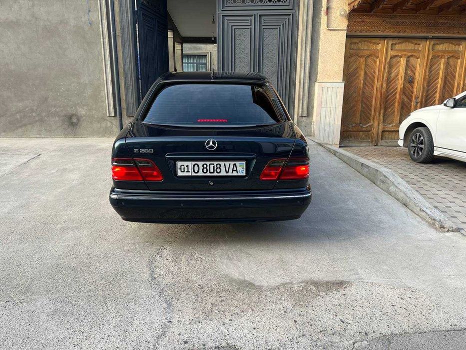 Mercedes Benz W210 E260