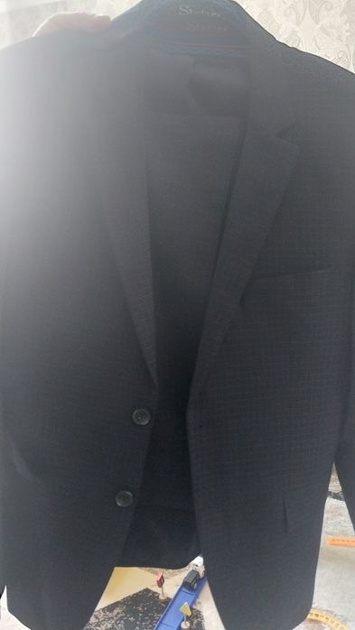 Обменяю два новых костюма