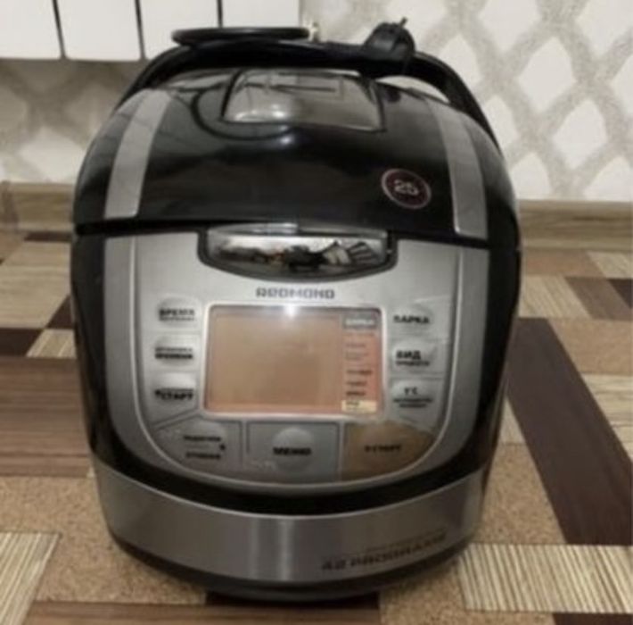 Мультиварка Redmond RMC M 70
