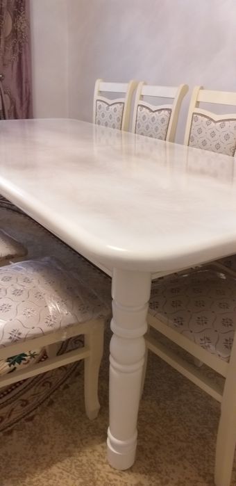 Продам стол новый