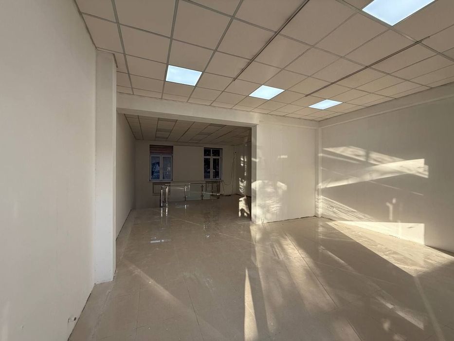 Аренда под офис, магазин, салон , учебный центр и другое