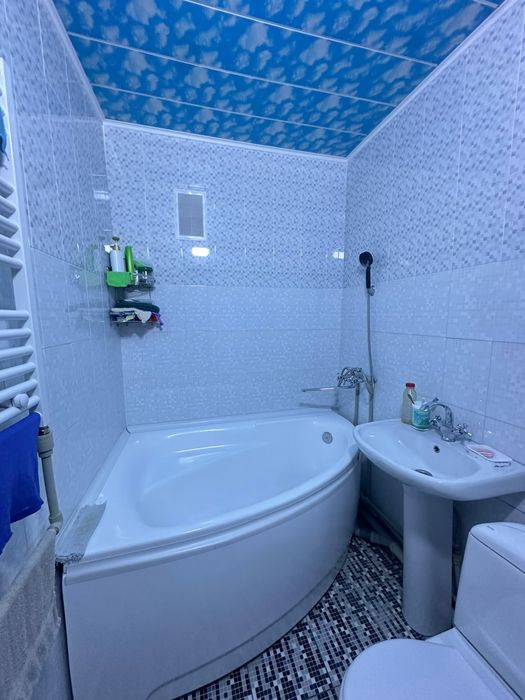 Продается 2 комнатная квартира (Ленгер)