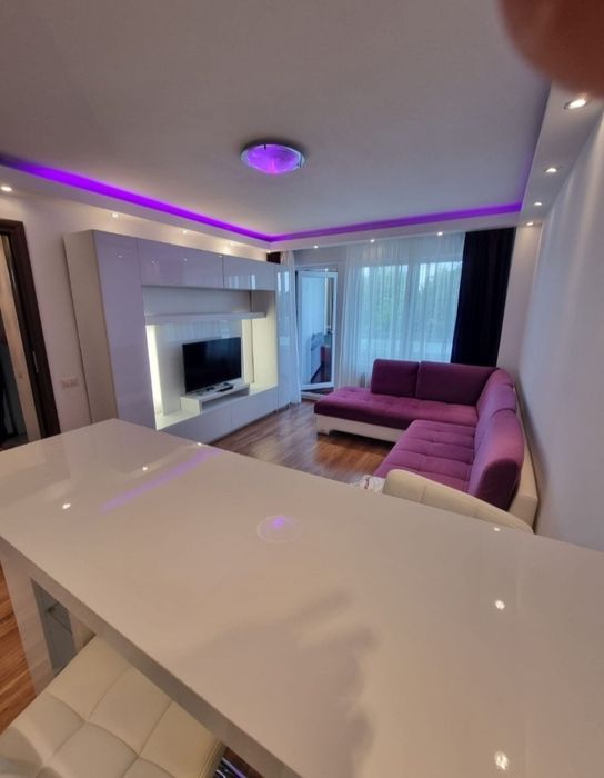 Regim hotelier 3 camere . Central!