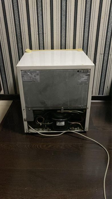 Холодилник мини