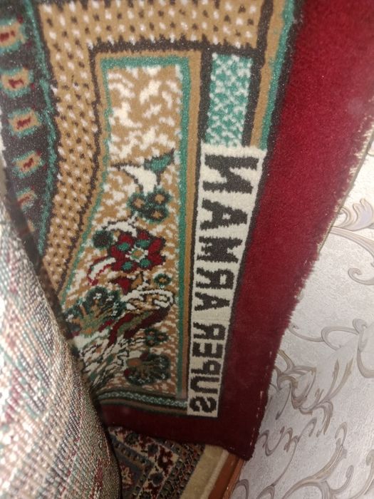 Продам ковры б/у