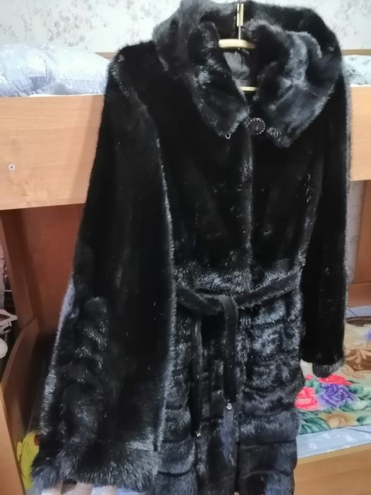 Продам норковую шубу