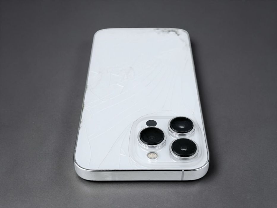 Apple iPhone 13 Pro 128GB Silver Отличен!