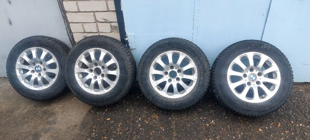 шины с дисками BMW   205/65R15   не новые ,но хорошо держат зимой
