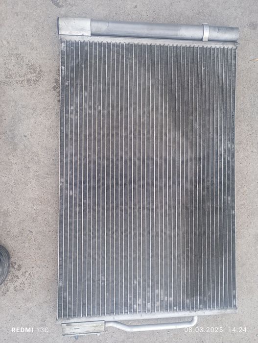 Продается оригинал  радиатор кондиционера Малибу 2 в рабочим состоянии
