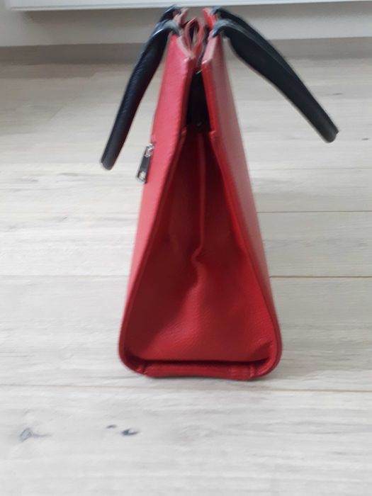 Дамска чанта естествена кожа