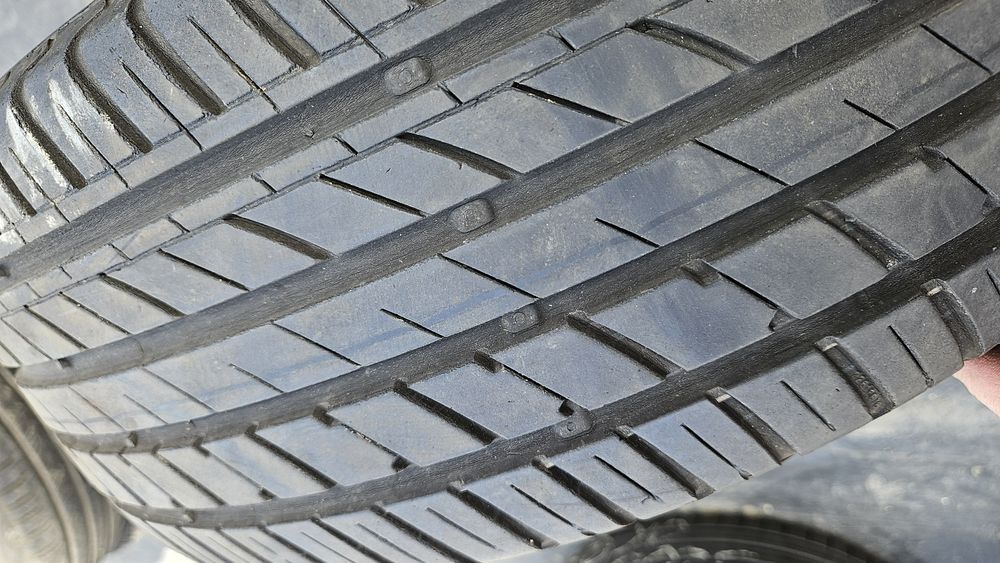 2бр гуми 195 55 15 тайфун