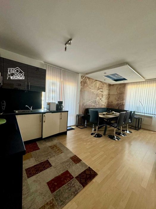 Продава се Тристаен апартамент в Стара Загора, Център - 125 кв.м за 1240 €/кв.м - Снимка #1