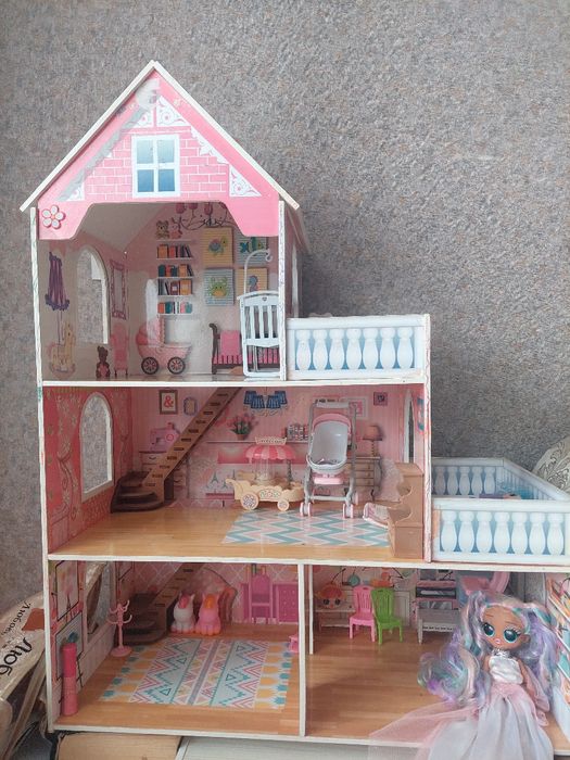 Продам домик для кукол