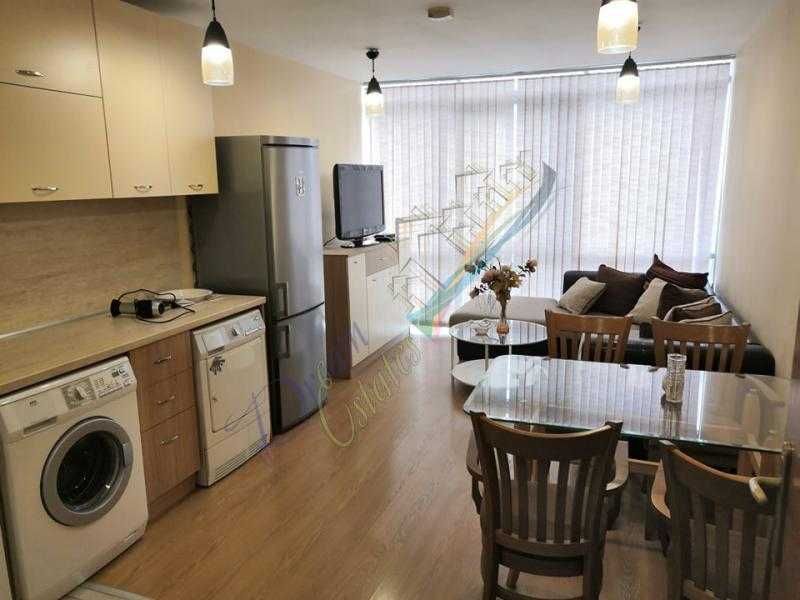 Дава се под наем Тристаен апартамент в Бургас, Братя Миладинови - 100 кв.м за 408 € - Снимка #2