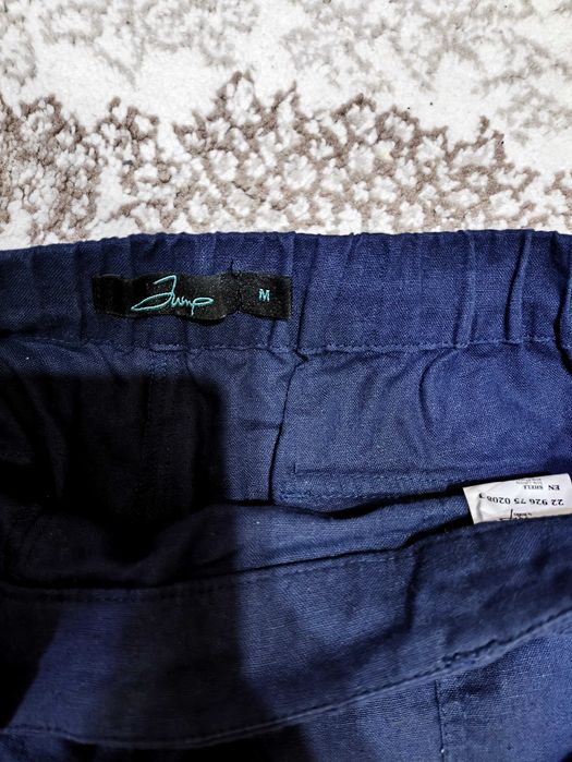 Продам женские шорты и юбку. Размер М-Л