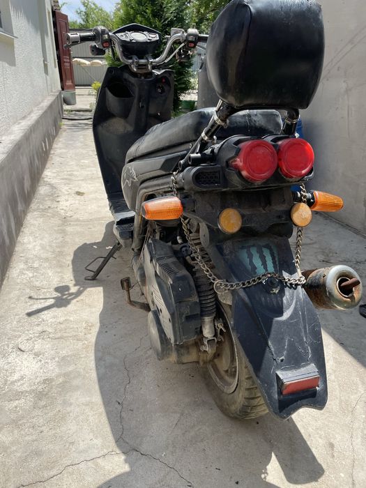 Продам скутер бумер