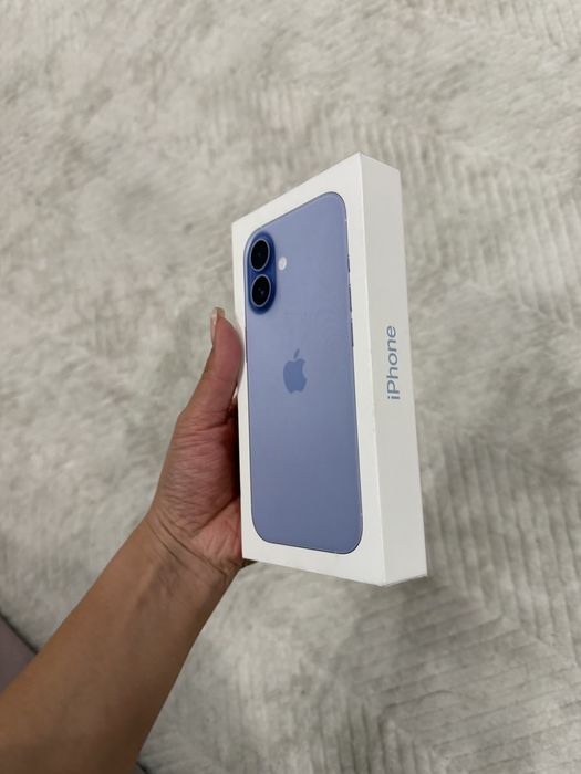 Продам новый IPhone 17 mist blue, 256gb