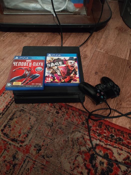 Продам плэйстейшен 4