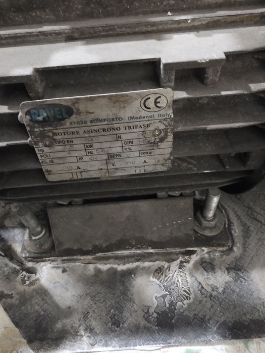 Pompa de spalat la 380 trifazica