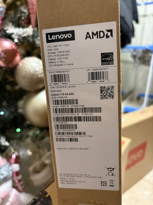 Leptop Lenovo v15 g4 amn