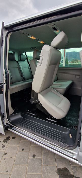 Volkswagen VW T5 Caravelle 8+1 locuri 2014 Ac  Finanțare prin TBI Bank