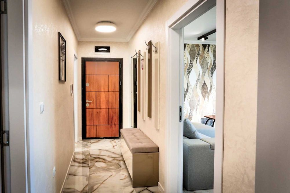 Дава се под наем Тристаен апартамент в Варна, Галата - 85 кв.м за 747.66 € - Снимка #6