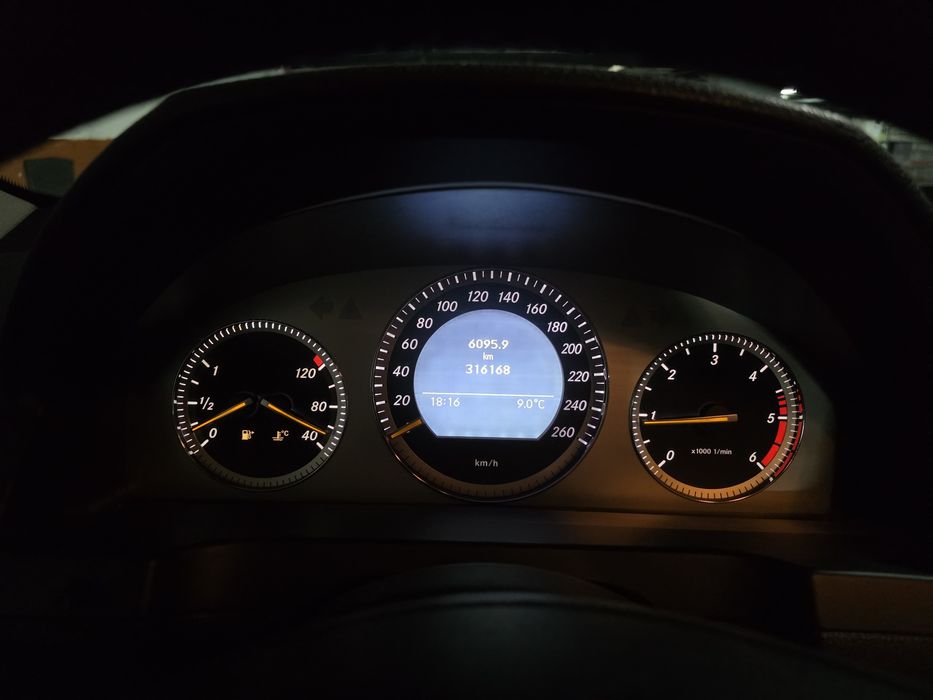 Mercedes C-Class C220 CDI  (2008)