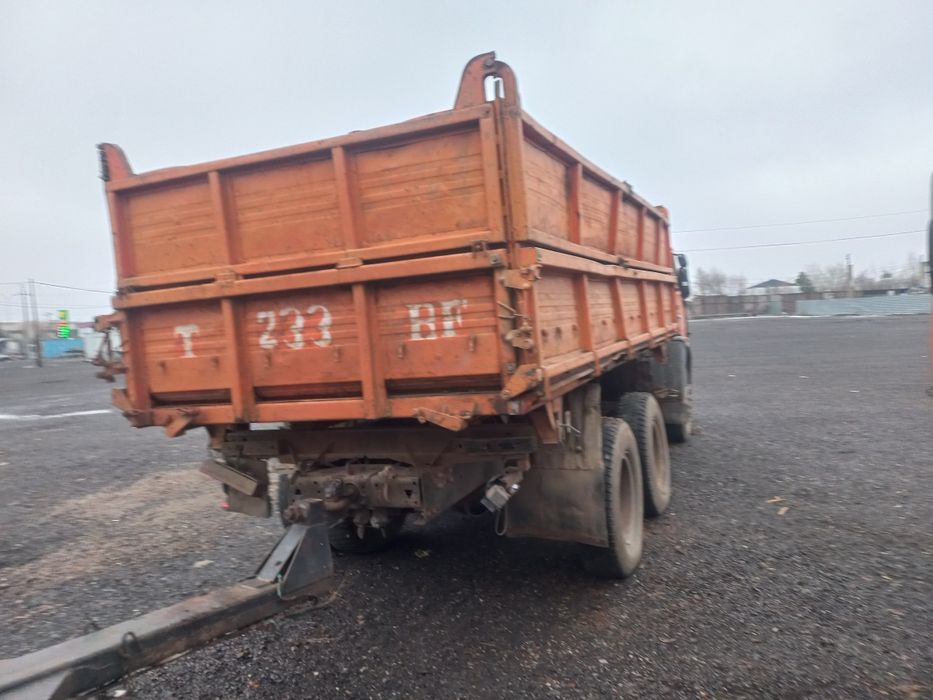 Камаз без двигателя .