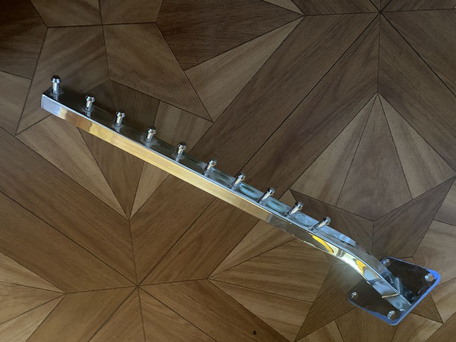 Вешалки настенные