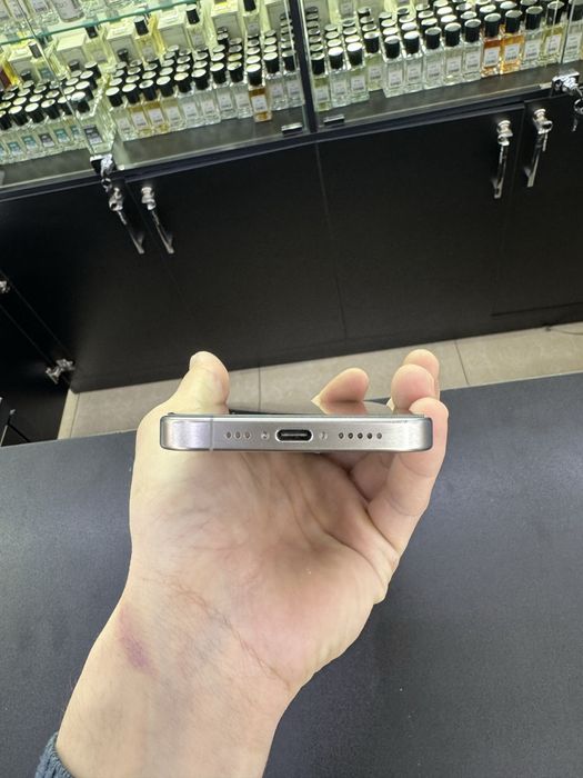 Iphone 15 pro 128 gb Natural