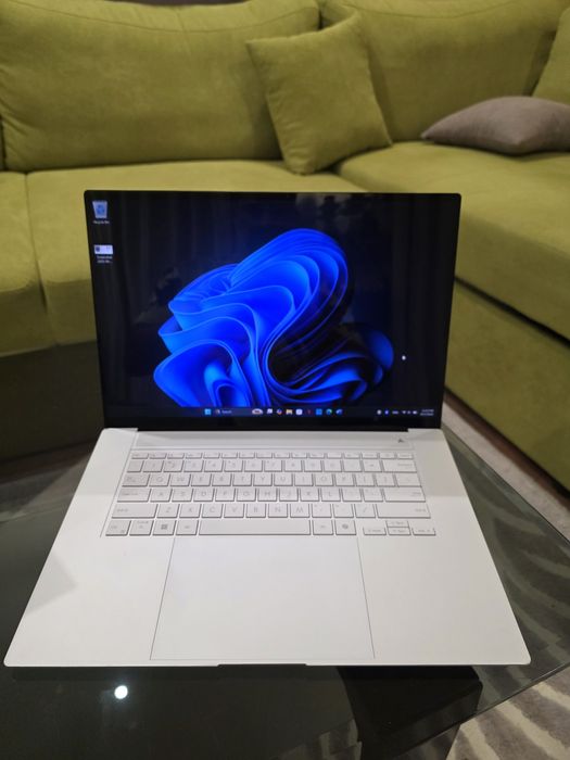 ASUS Zenbook S OLED AMD Ryzen AI 9 365, 16”,24GB, 1TB SSD, Radeon 880