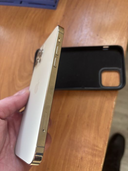 Срочно айфон 12 про