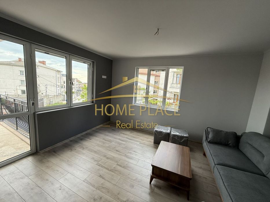 ПАРКОМЯСТО ! Етаж от къща под наем - Виница