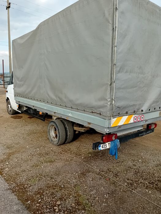 Vând Mercedes sprinter. 413