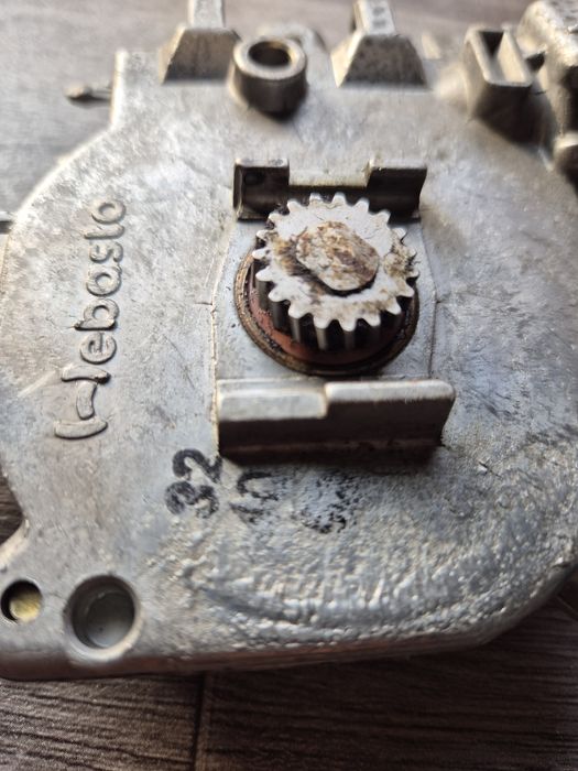 Моторче ел люк мерцедес W211  W203