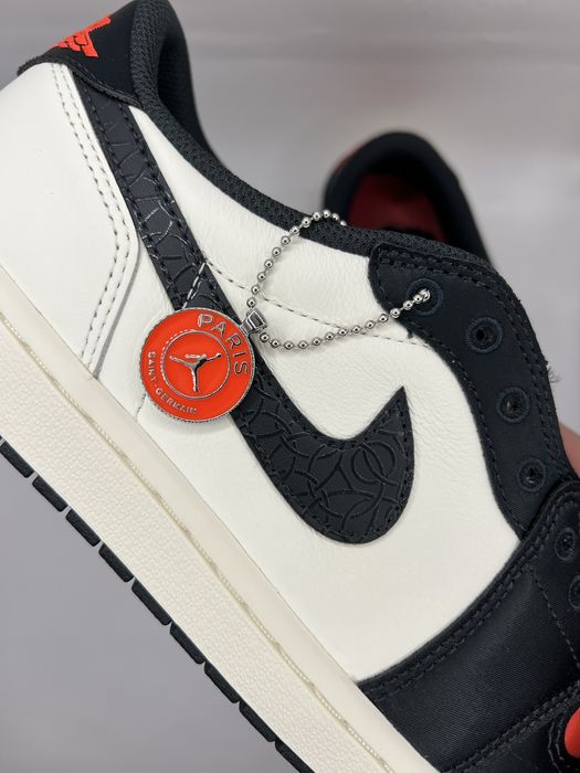 Air Jordan 1 Low x PSG