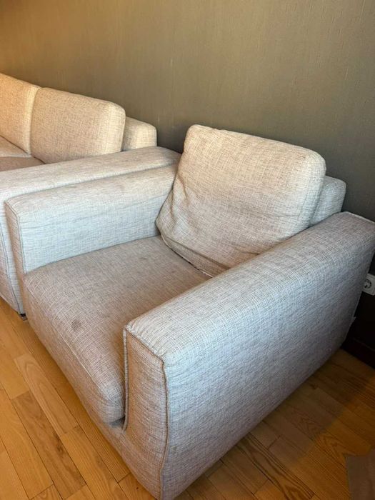 Продам диван с креслами
