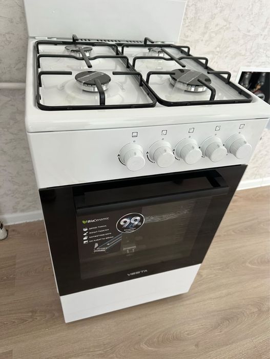 Газовая плита с духовкой