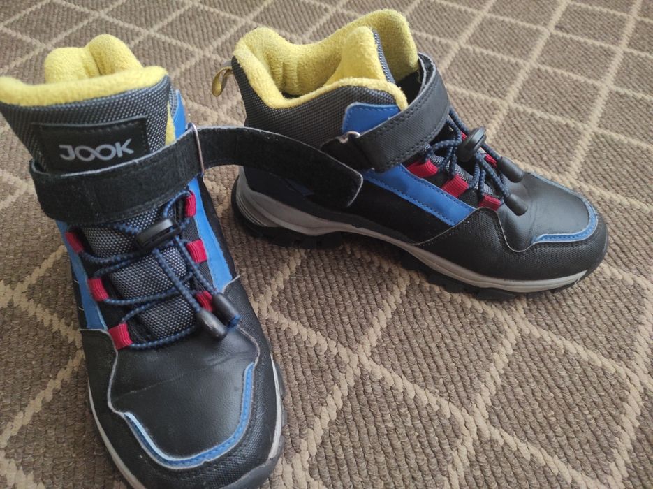 Ботинки демисезонные 35-36р