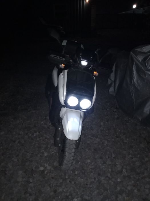 Скутер Tank Motor