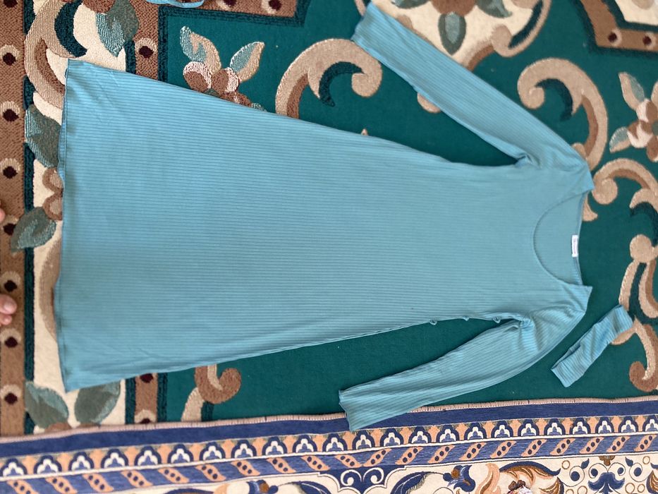 Продам новое платье